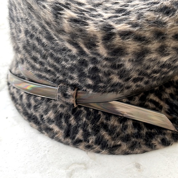 Philip Treacy Vintage Faux Fur Animal Print Hat Never Worn With Tags and Hat Box - Picture 4 of 8
